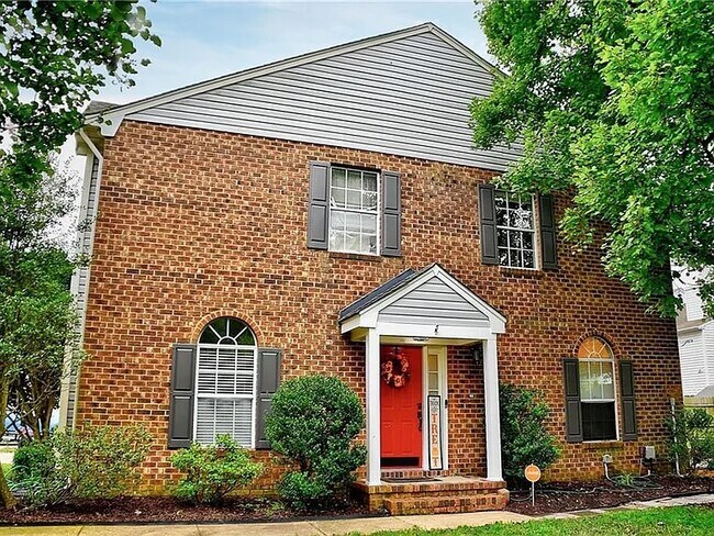 Foto del edificio - 4700 Parvathi Ct