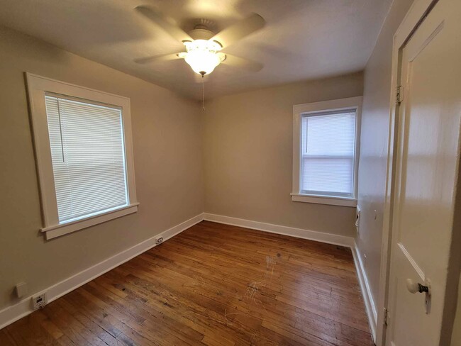 Building Photo - 6748 Crest Ave