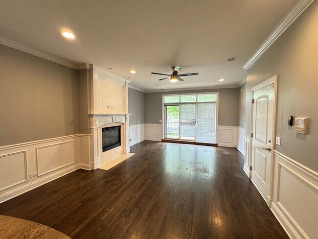 Foto del edificio - 5406 S Indiana Ave