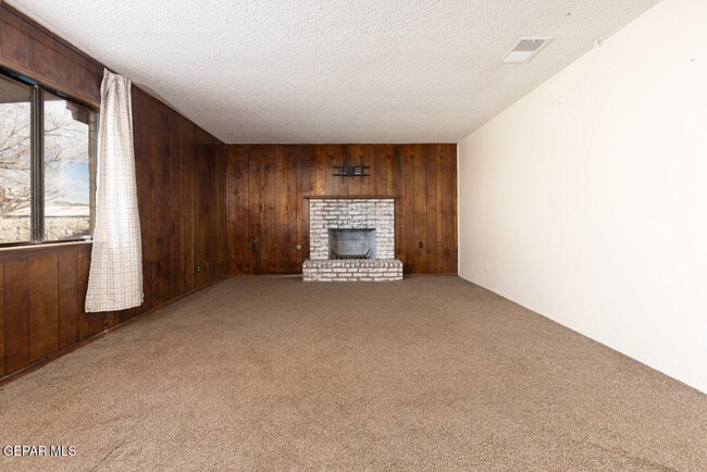 Building Photo - 10545 Palomino St