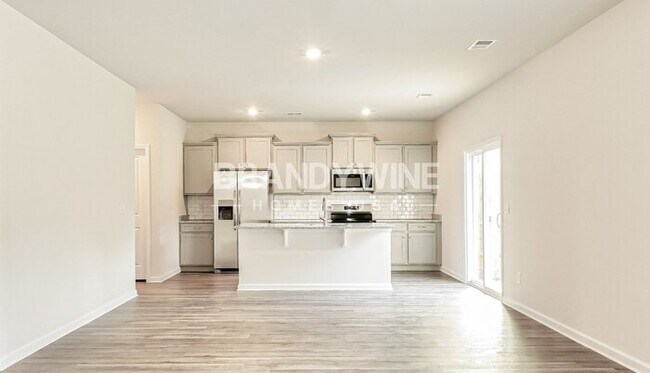 Building Photo - 767 Patmore Dr