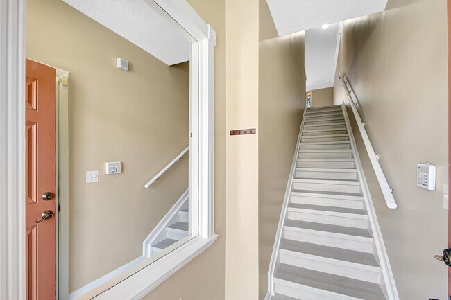Foto del edificio - 2030 Alta Meadows Ln
