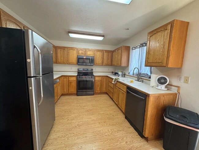 Building Photo - 435 Arvilla Ct