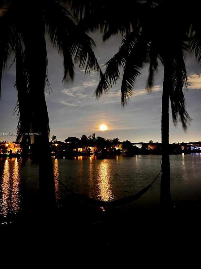 Foto del edificio - 1841 SW 176th Ave