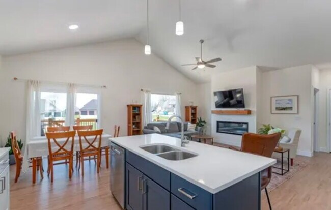 Foto del edificio - 5480 E Cavalcade Ln