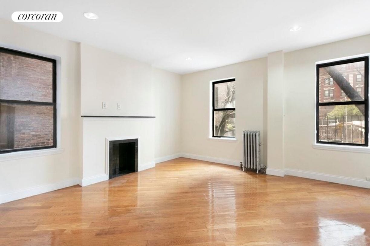 Primary Photo - 530 W 123rd St