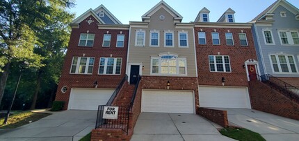 Building Photo - 4034 Abbey Park Way