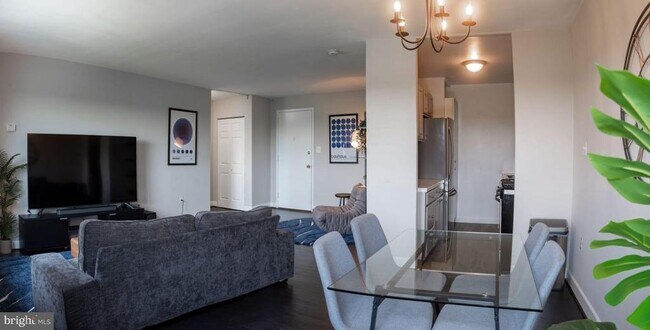 Foto del edificio - 1300 S Arlington Ridge Rd