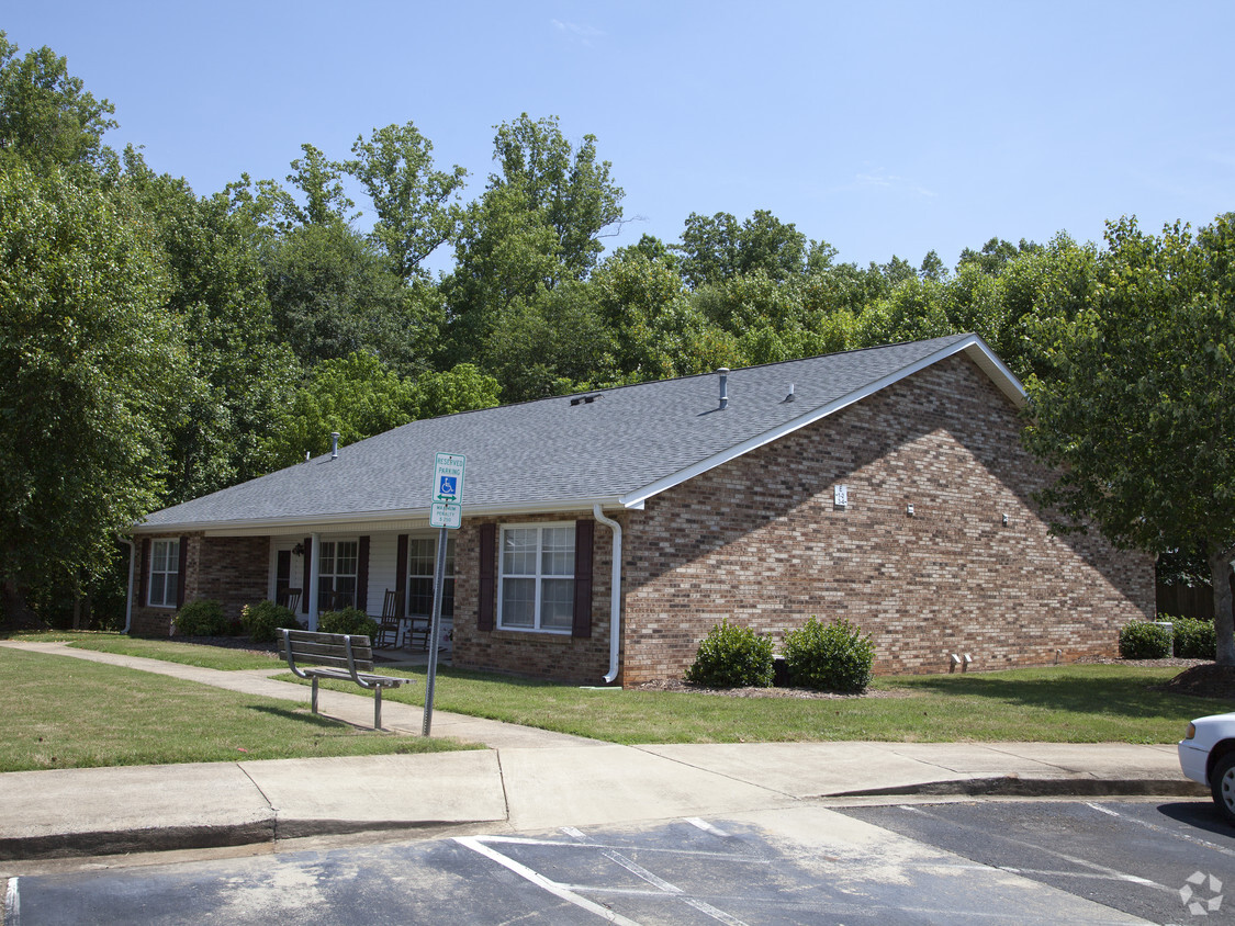 Building Photo - Woodcreek Senior Living - 62 years and older