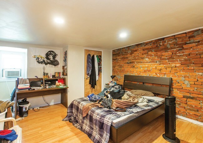 Foto del edificio - 4517 Chester Ave