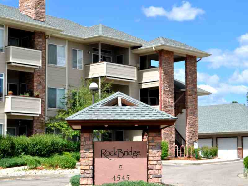 Primary Photo - 4545 Wheaton Dr