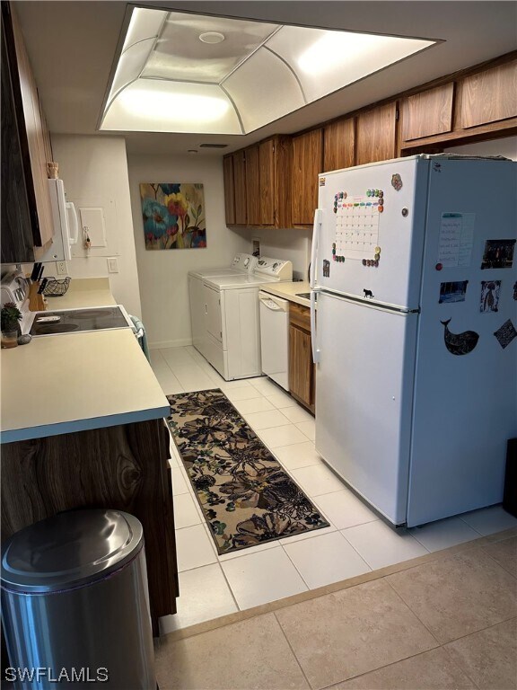 Building Photo - 3625 Boca Ciega Dr