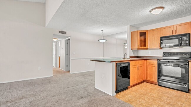 Building Photo - 5668 Baywater Dr
