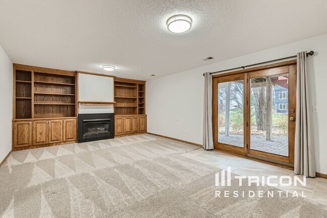 Foto del edificio - 739 Ashley Dr