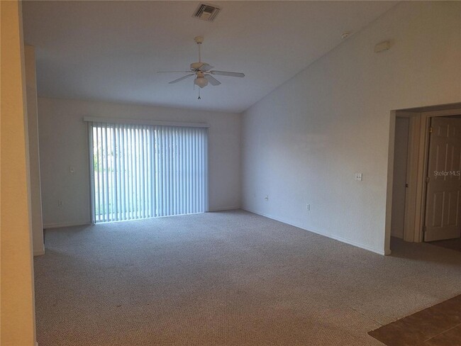 Building Photo - 622 Tamarin Ln