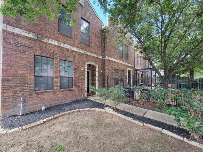 Photo - 3 Bed Townhome in 77003 Near Minute Maid Park + First-Floor Living