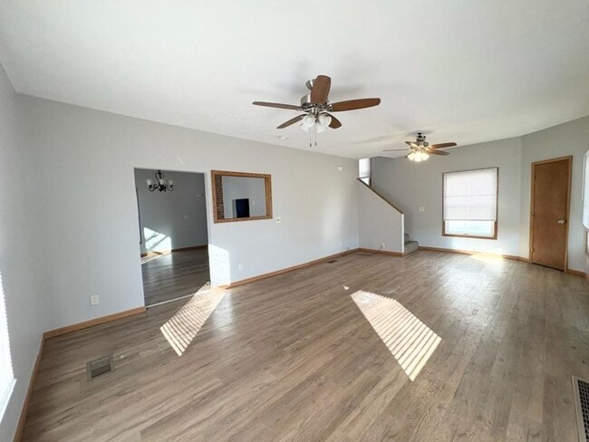 Building Photo - Stunning 3-Bedroom Home with Everything You’ve Been Looking For!