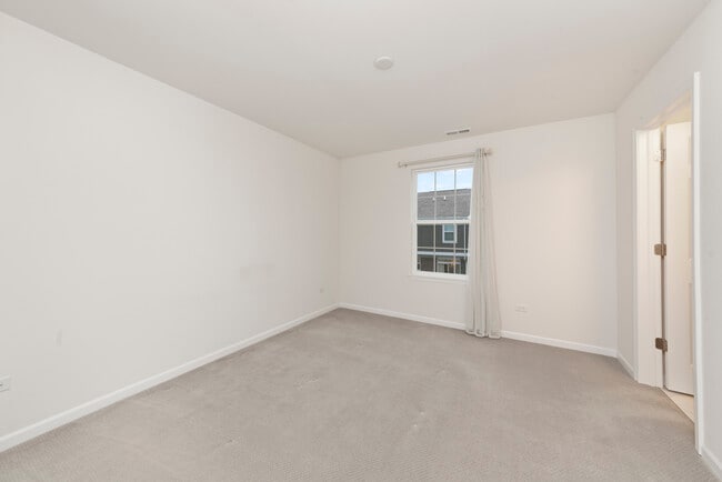 Building Photo - 4431 Monroe Ct