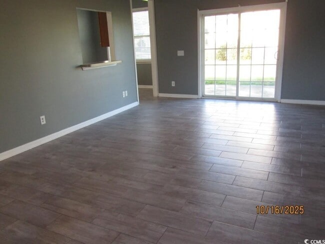 Building Photo - 1103 Checkerberry St