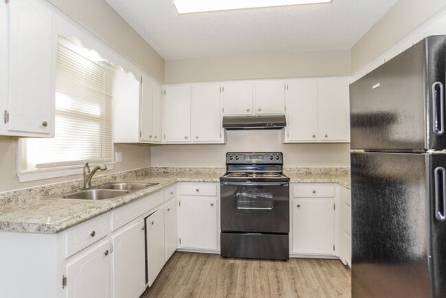 Foto del edificio - 9727 Marsh Ave