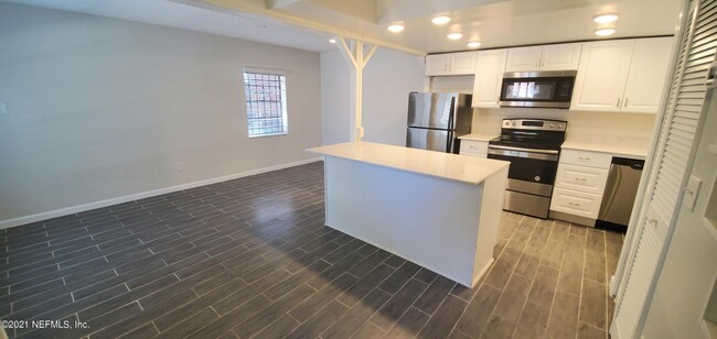Foto del edificio - 1718 Copeland St