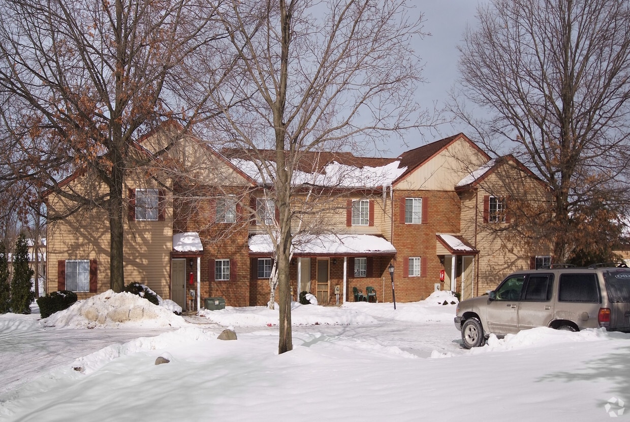 983 Wadsworth Rd, Medina, OH 44256 Apartments in Medina, OH