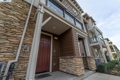 Building Photo - 833 Tranquility Cir