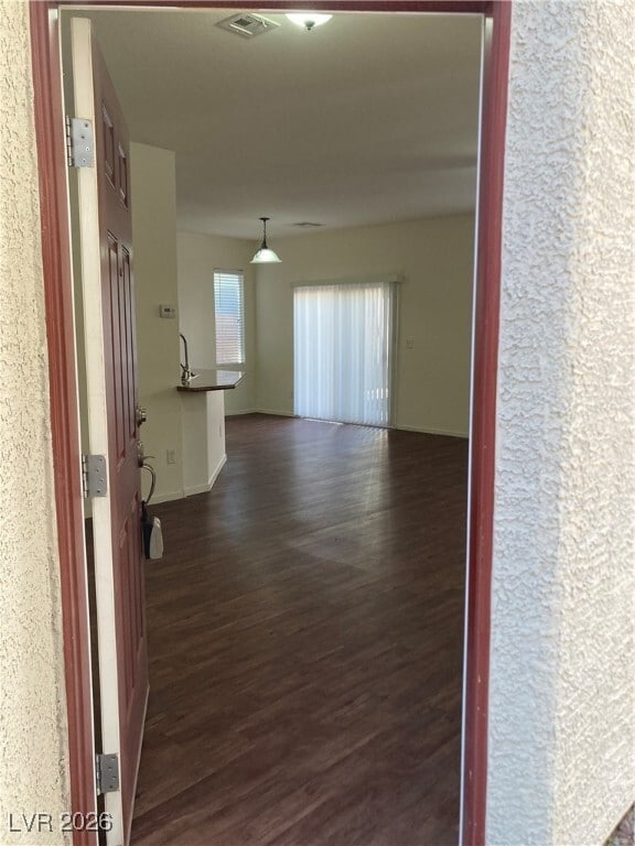 Foto del edificio - 9532 Knopfler Ln