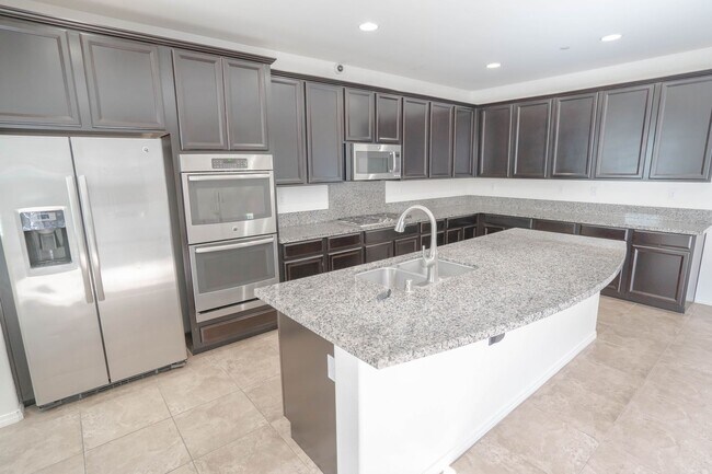 Foto del edificio - COMING SOON! Beautiful 4-Bedroom Home in the West Creek Community of Valencia!