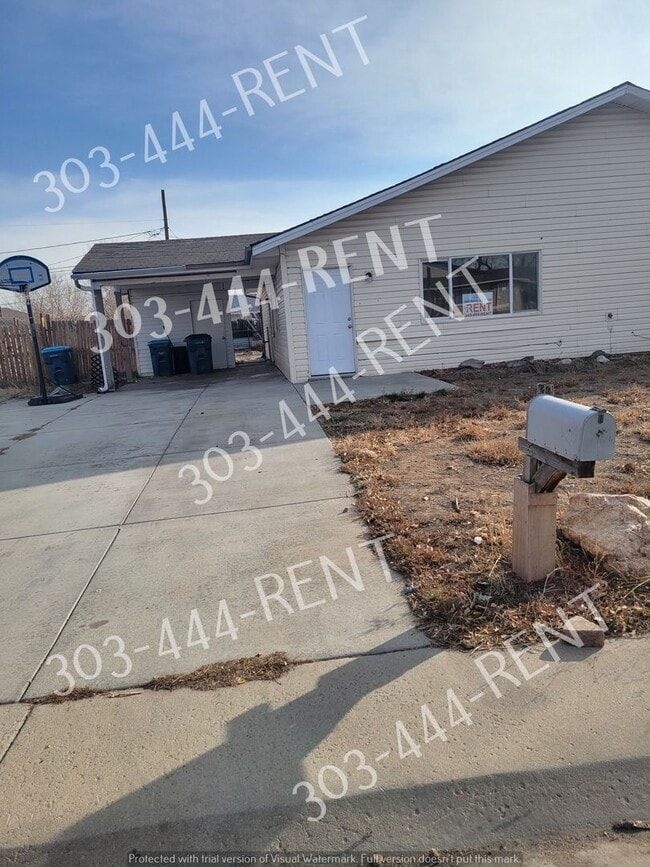 Building Photo - 7710-7720 Idlewild St