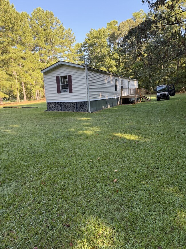 Foto del edificio - 5808 Applewhite Rd