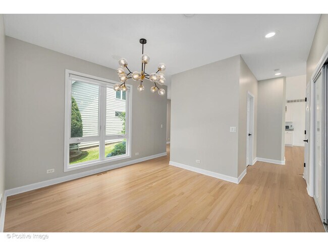 Building Photo - 1103 Compass Ct