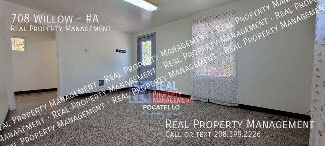 Building Photo - 1 Bedroom Apartment