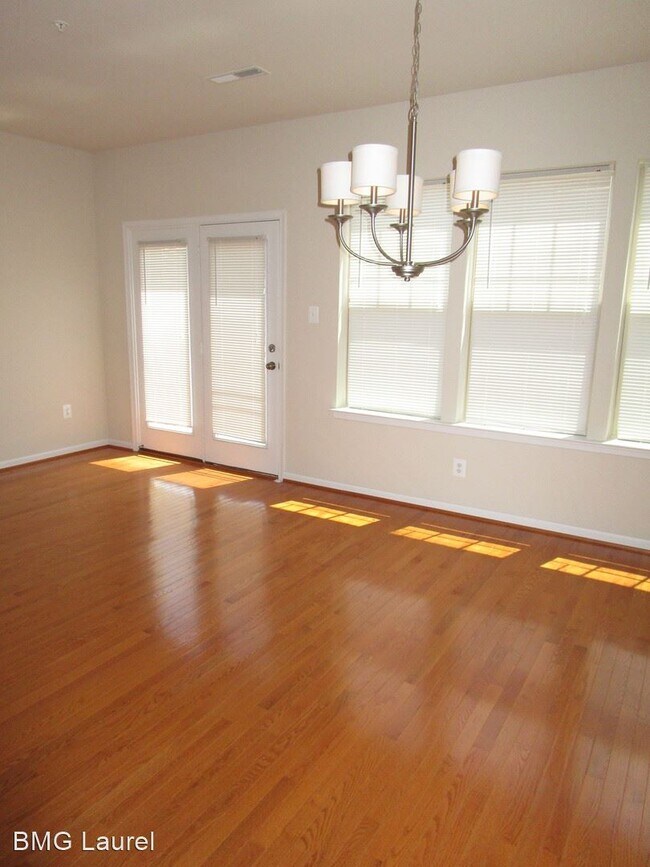 Building Photo - 3 br, 2.5 bath House - 1114 Red Hawk Way