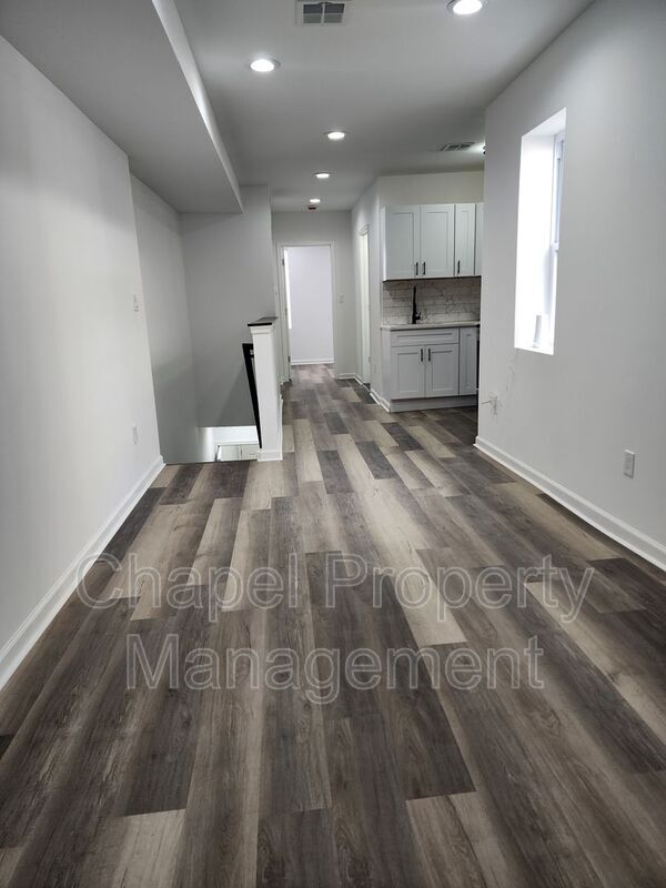 Foto del edificio - 5012 W Stiles St