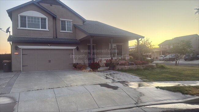 Building Photo - 16101 Old Glory Ct