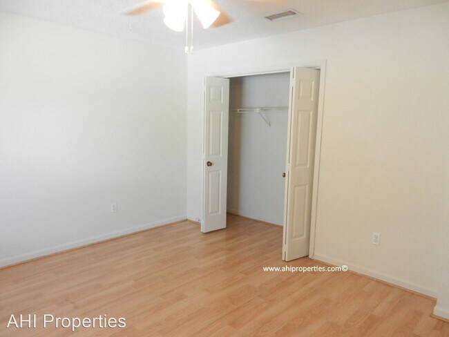 Foto del edificio - 2 br, 2 bath House - 3448 Wildewood Drive