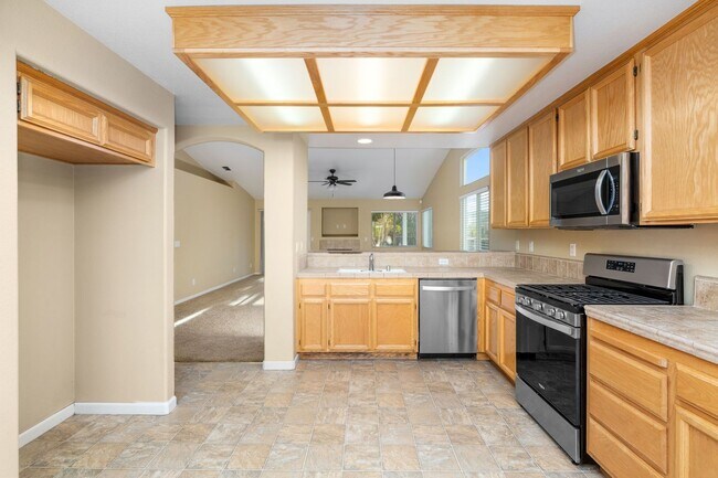 Foto del edificio - Spacious 3-Bedroom, 2-Bathroom Rental Home...