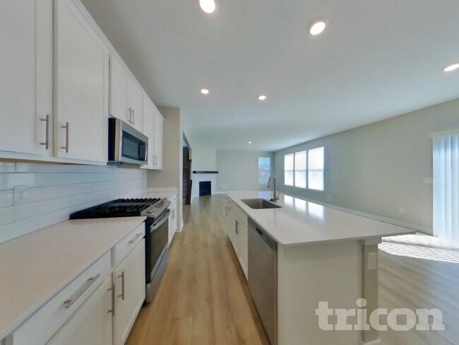 Building Photo - 4883 Morenci Ct