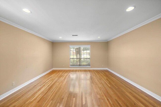 Building Photo - 7007 Northampton Way
