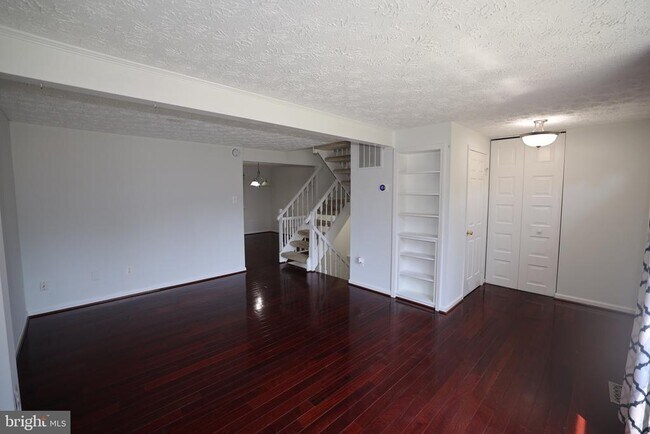 Foto del edificio - 5564 Caithness Ct