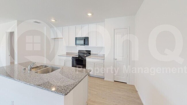Foto del edificio - 5841 Cherry Holw Wy