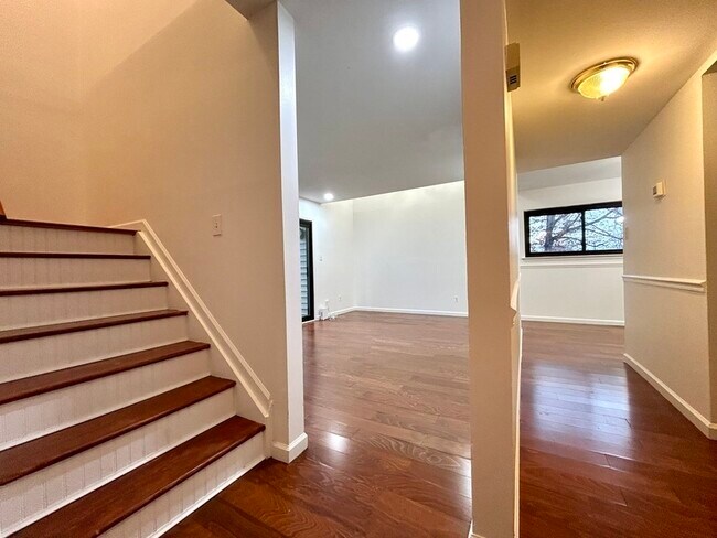 Foto del edificio - 1625 Merry Oaks Rd