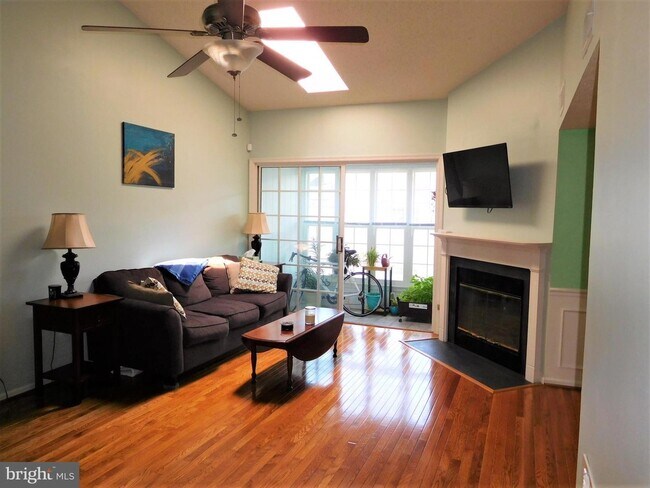 Foto del edificio - 9300 Caspian Way