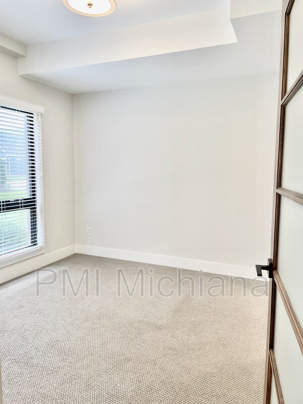 Foto del edificio - 403 S Frances St