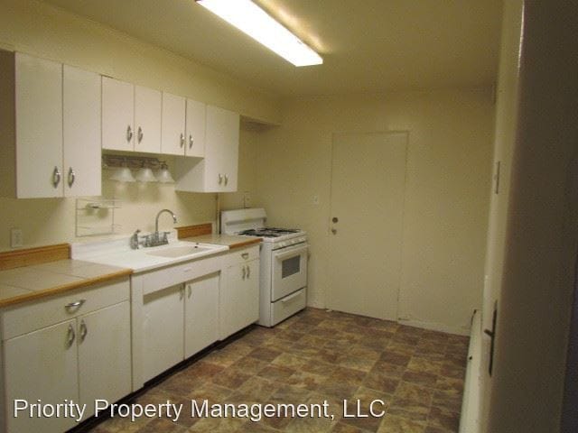 Building Photo - 107 S Ross Ave