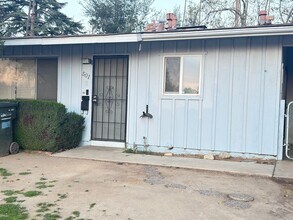 Building Photo - 501 S University St