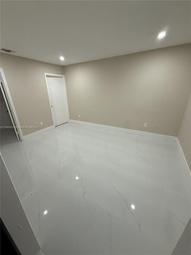 Foto principal - 5515 W 27th Ln