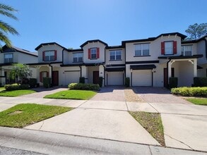 Building Photo - 10254 Park Commons Dr