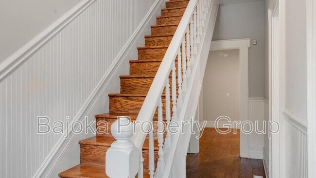 Foto del edificio - 1510 Trumbull St